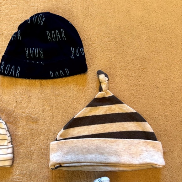 Baby Boy Hat Lot (9) – Mixed Styles Newborn–6M | Animal, Stripe & Knotted Beanie - Picture 4 of 5